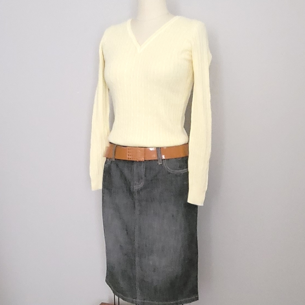 Zara Pullover Kit. - Picture 6 of 7